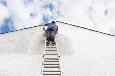 Peinture extérieure à Saint-Pierre-Brouck — façades et ravalement
